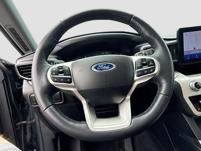 Certified 2023 Ford Explorer XLT w/ Equipment Group 202A AWD/4WD image 17