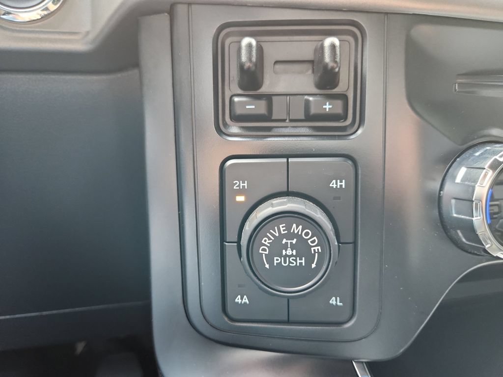 Certified 2022 Ford F150 Raptor w/ Convenience Package AWD/4WD image 28