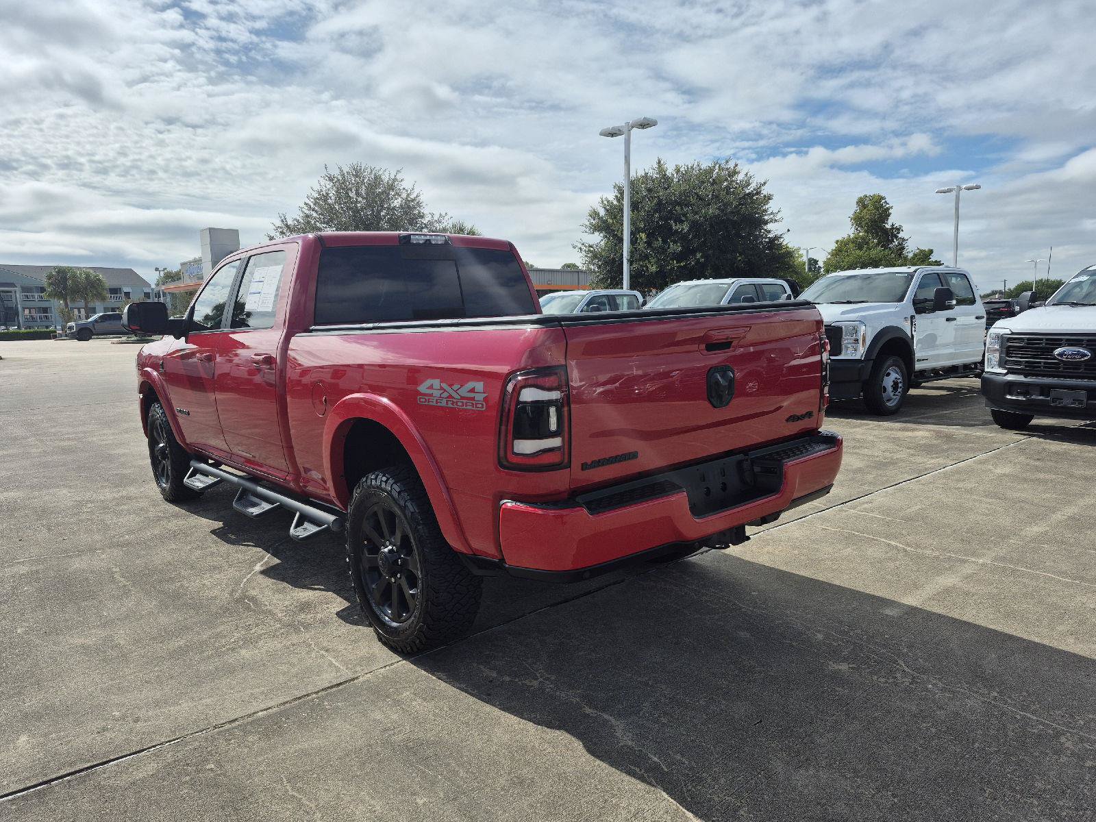 Used 2021 RAM 2500 Laramie w/ Night Edition AWD/4WD image 14