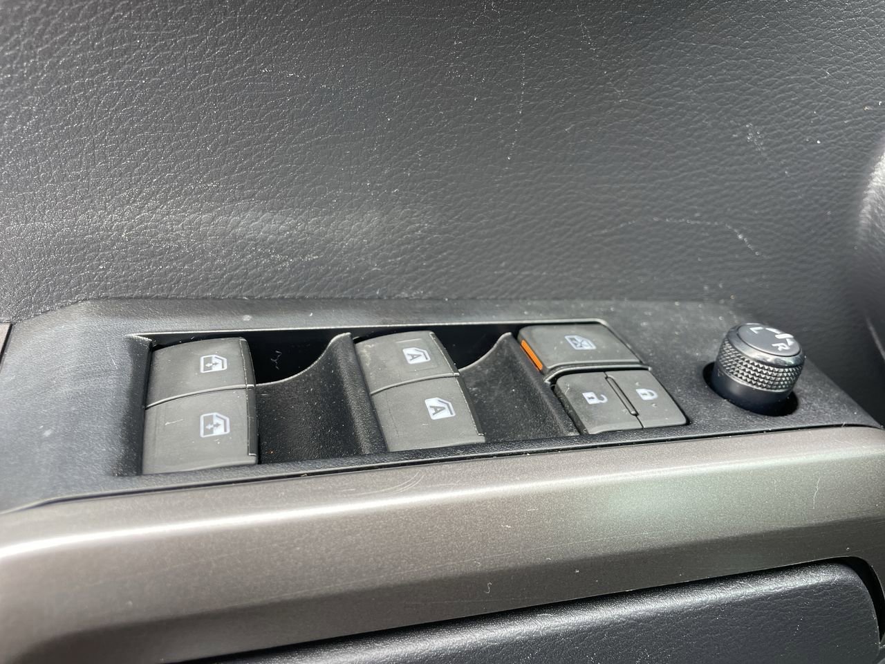 Used 2023 Toyota Tacoma SR5 RWD image 23