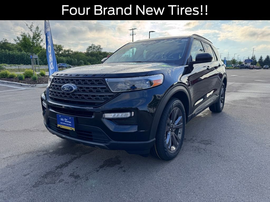 Certified 2023 Ford Explorer XLT w/ Equipment Group 202A AWD/4WD image 2
