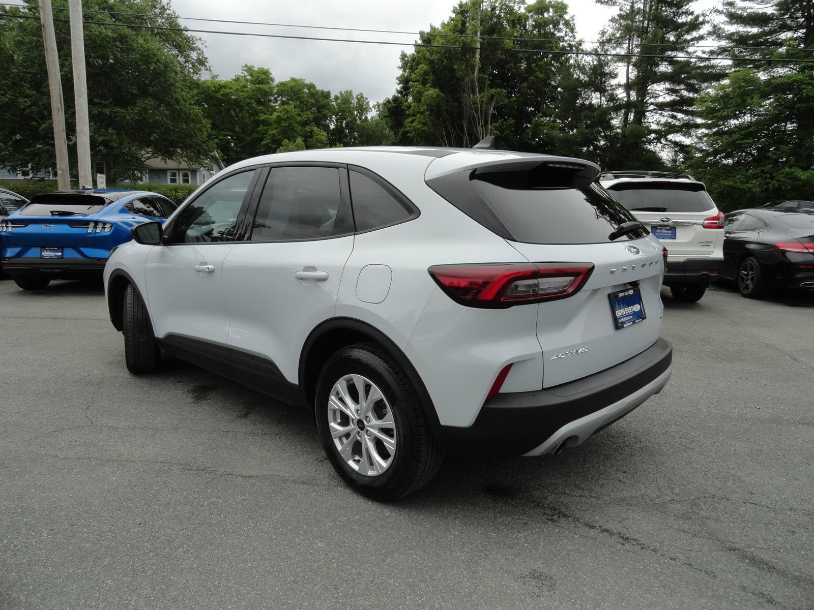 Certified 2025 Ford Escape Active AWD/4WD image 7