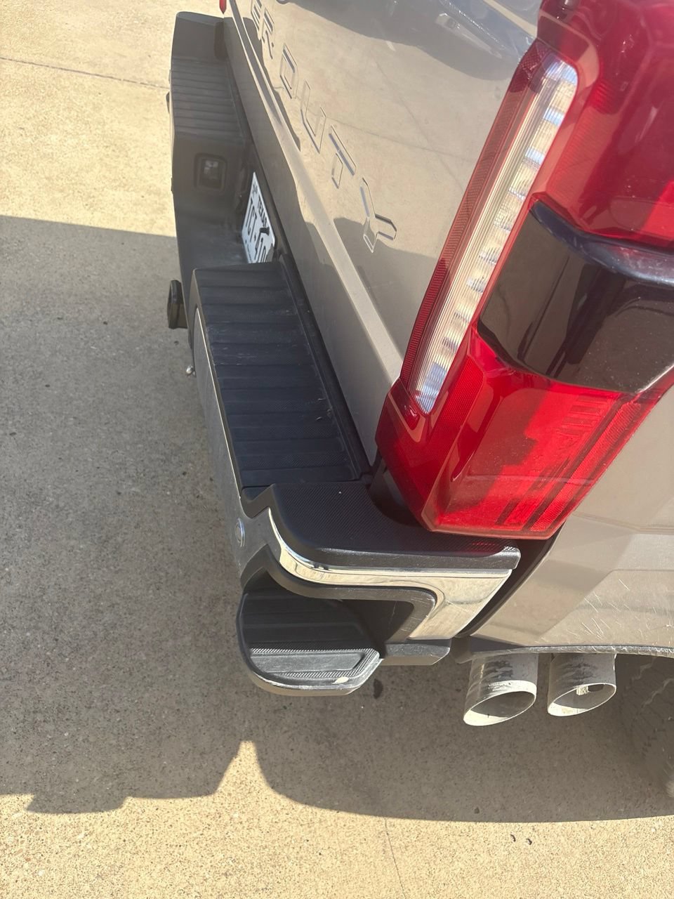 Certified 2023 Ford F350 Lariat w/ Lariat Ultimate Package AWD/4WD image 5