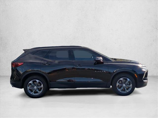 Used 2023 Chevrolet Blazer LT image 4