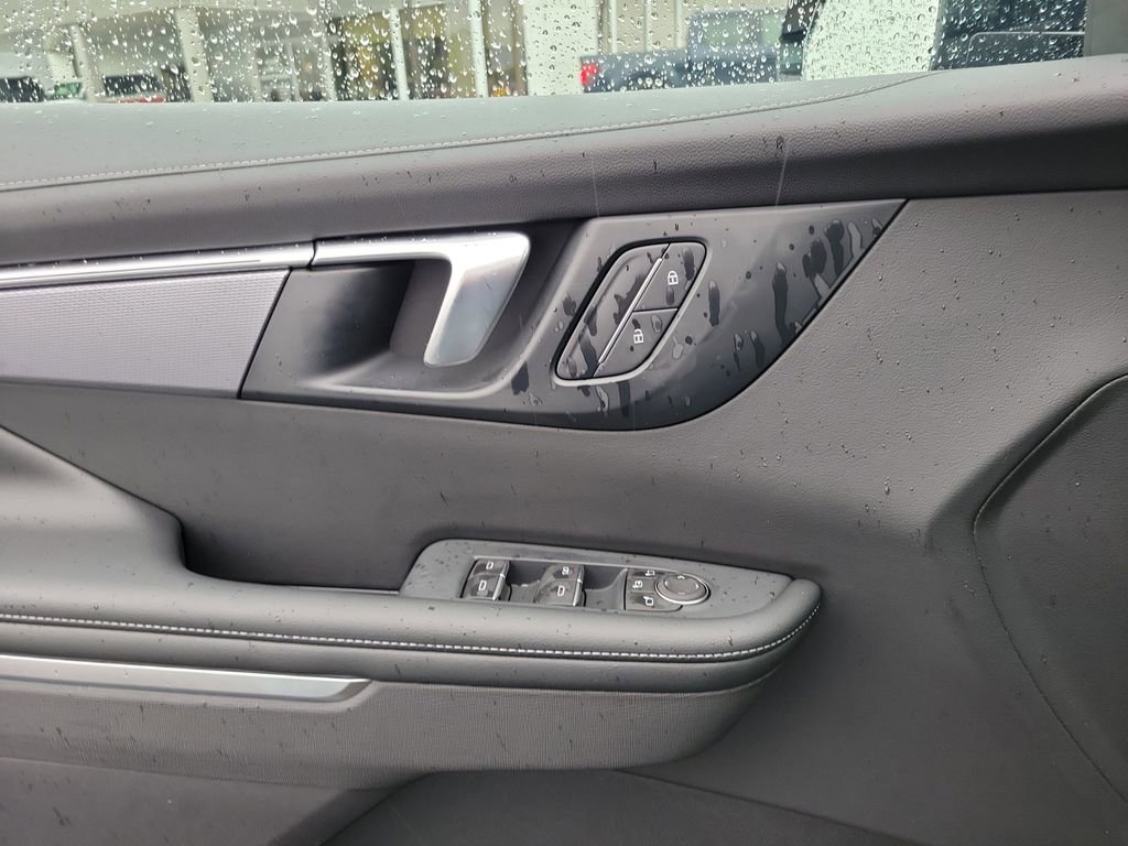 Used 2025 Buick Enclave Sport Touring w/ LPO, All-Weather Package FWD image 20