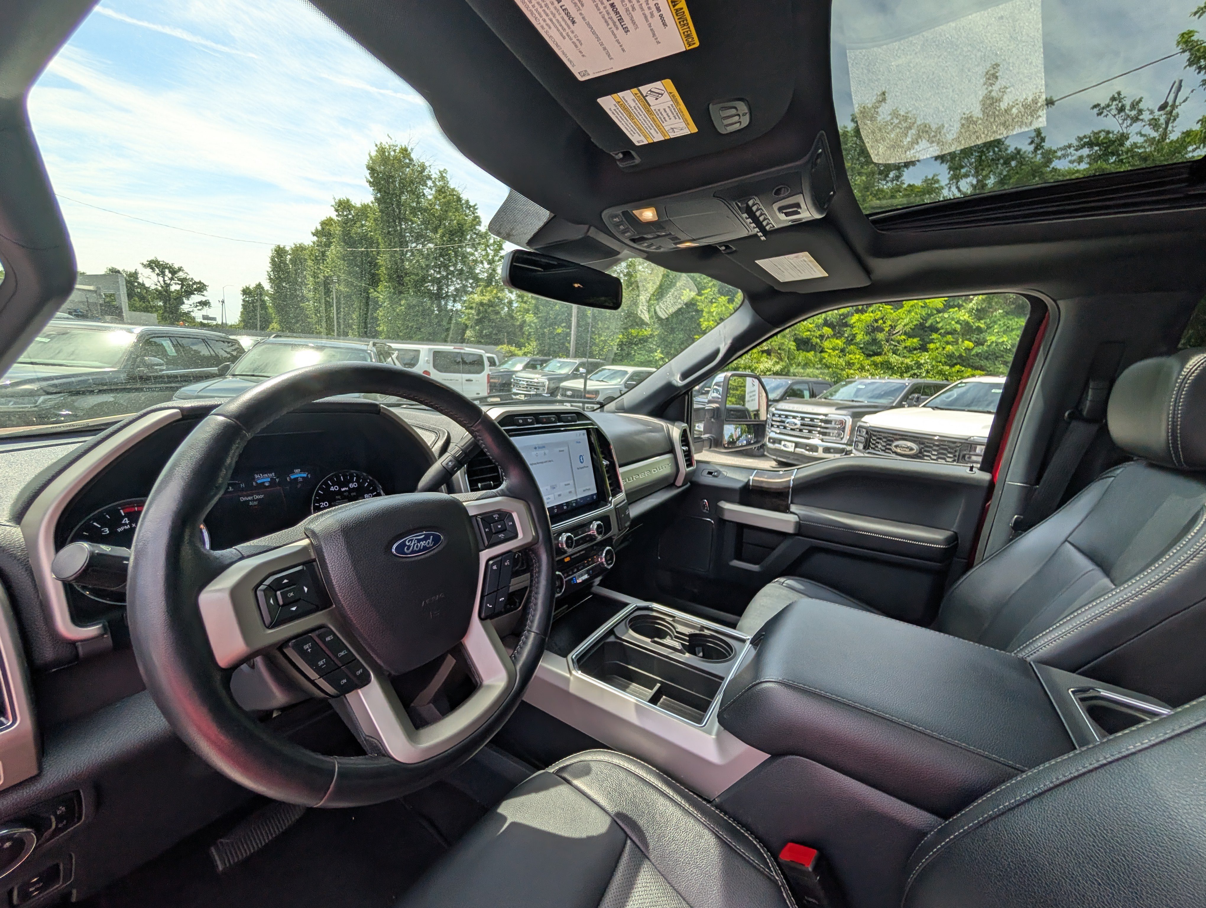Certified 2022 Ford F350 Lariat w/ Lariat Ultimate Package AWD/4WD image 16