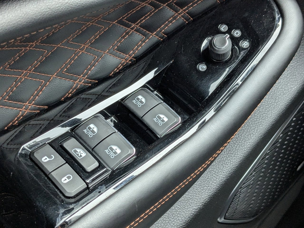 Used 2021 Jeep Grand Cherokee L Summit w/ Advanced Protech Group IV image 33