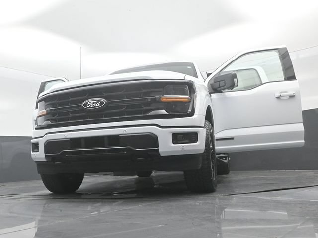 Certified 2025 Ford F150 XLT w/ Equipment Group 302A MID AWD/4WD image 30