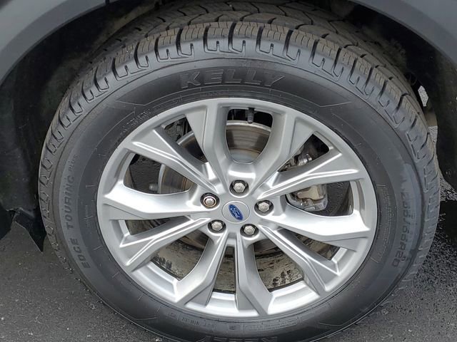 Certified 2023 Ford Explorer Limited w/ Limited Technology Package image 5