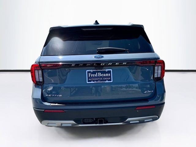 Certified 2025 Ford Explorer Active w/ Active Comfort Package AWD/4WD image 9