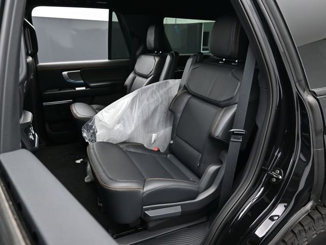 Certified 2025 Ford Expedition Tremor image 26