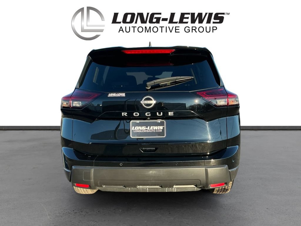 Used 2024 Nissan Rogue S FWD image 5