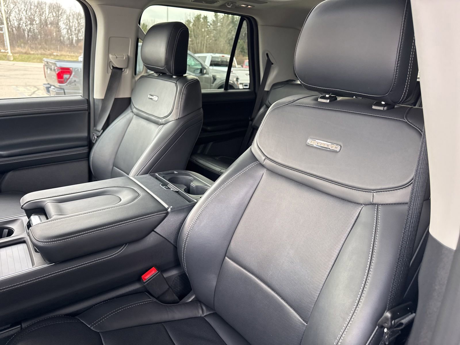 Certified 2025 Ford Expedition Platinum w/ Driver's Package image 25