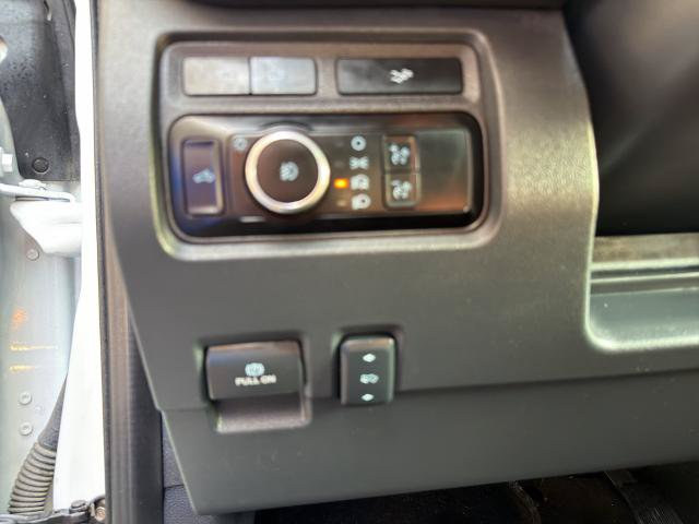 Certified 2024 Ford F250 Lariat w/ Lariat Ultimate Package AWD/4WD image 25