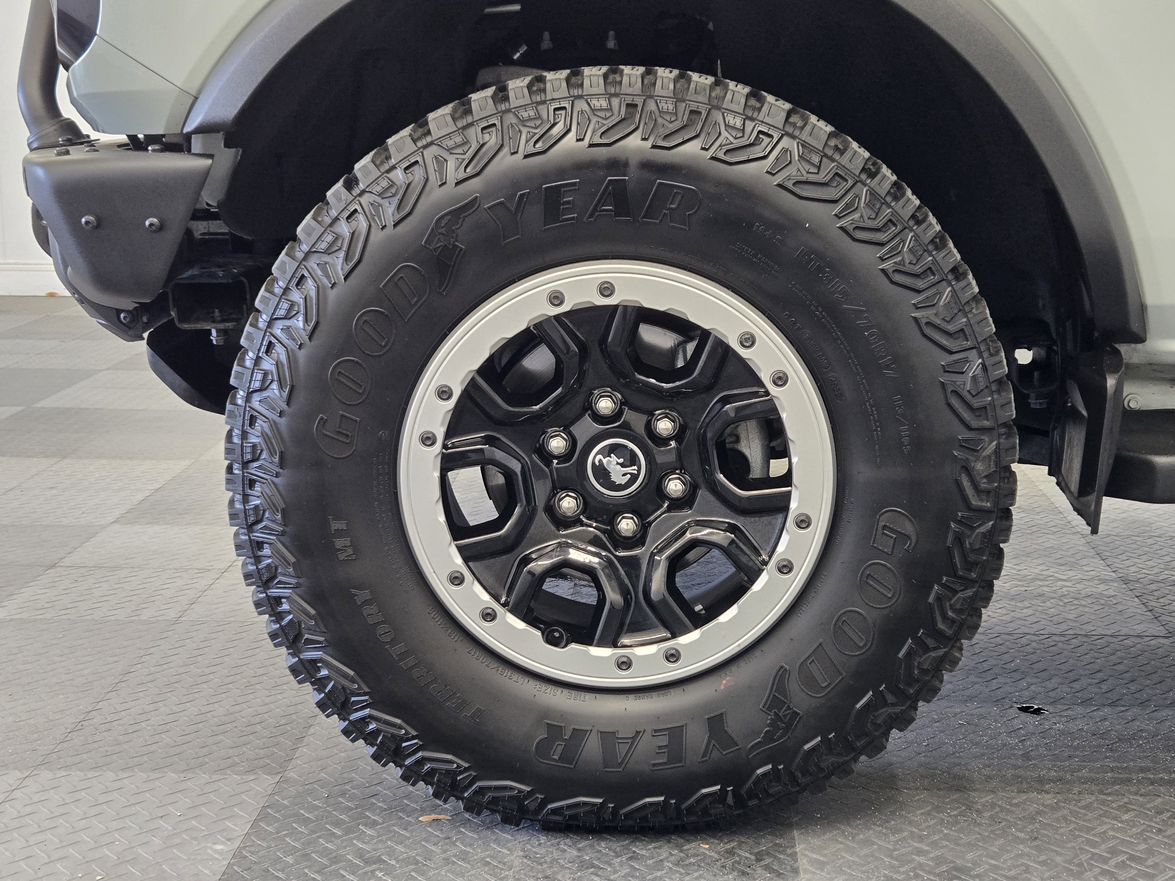 Certified 2023 Ford Bronco Outer Banks w/ Sasquatch Package image 10