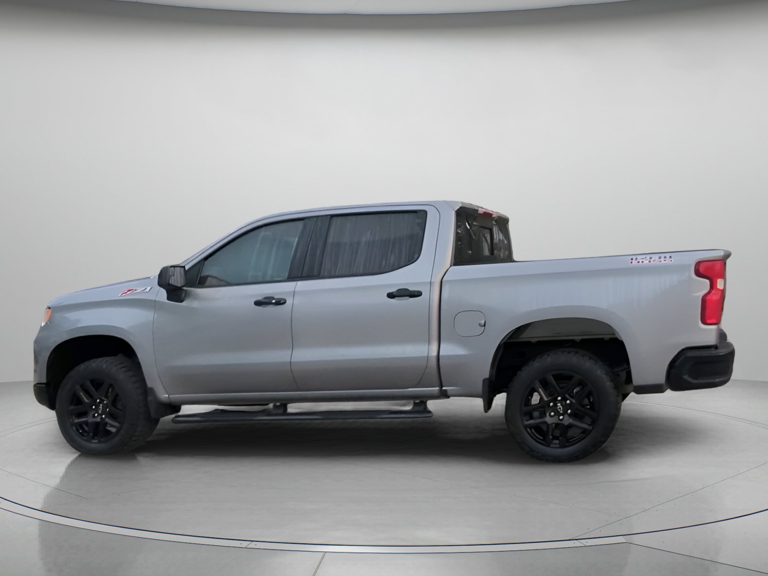Used 2025 Chevrolet Silverado 1500 LT Trail Boss w/ Convenience Package II AWD/4WD image 18