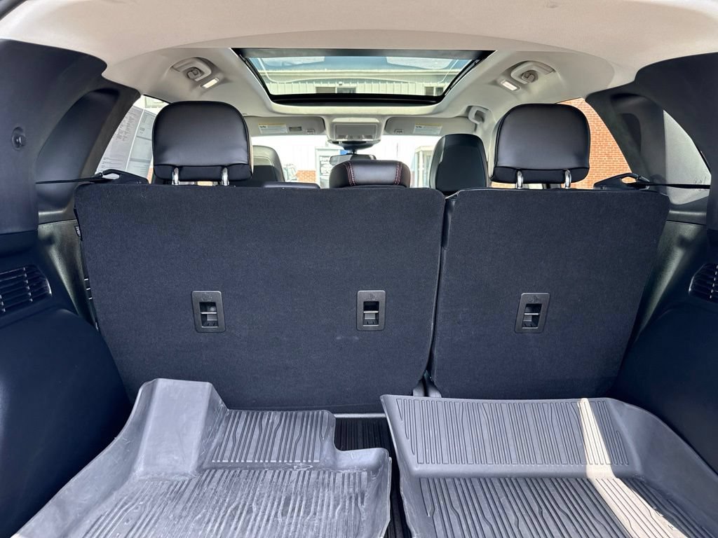 Certified 2022 Ford Escape SEL w/ SEL Stealth AWD Package image 12