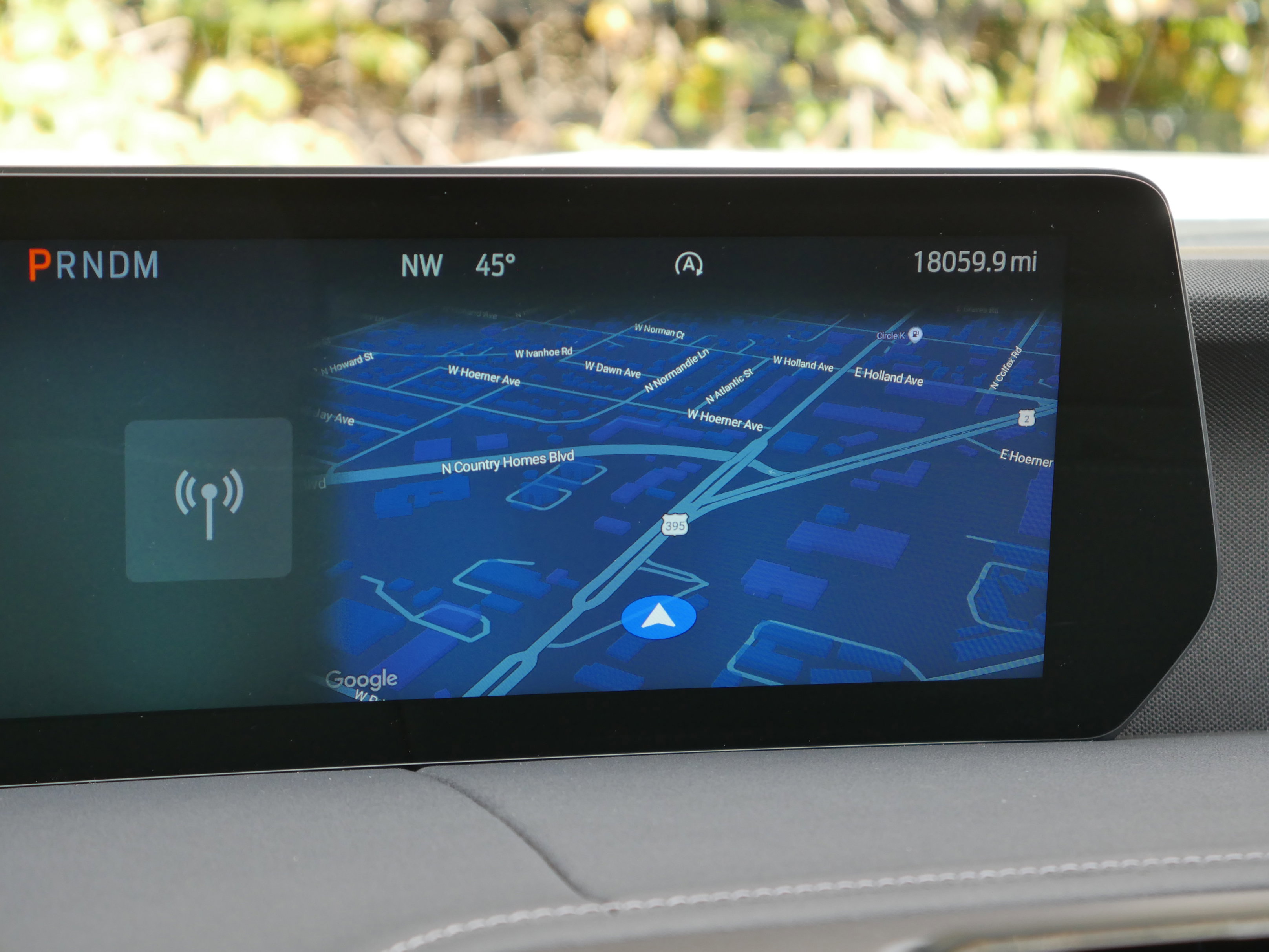 Certified 2025 Ford Expedition Max Platinum image 15