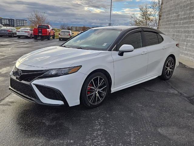 Used 2021 Toyota Camry SE image 10