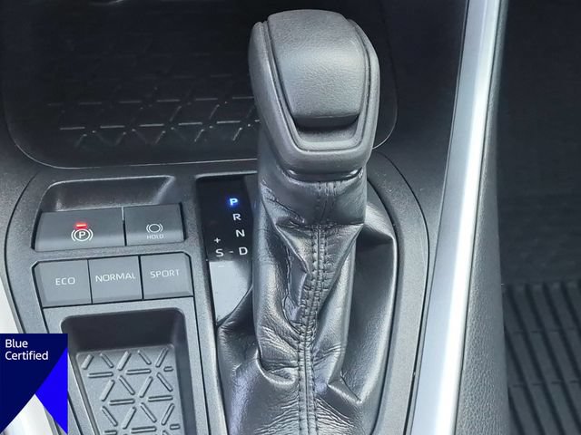 Used 2021 Toyota RAV4 LE FWD image 26