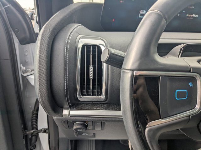 Certified 2025 Ford Expedition Max Platinum w/ Stealth Appearance Package AWD/4WD image 16