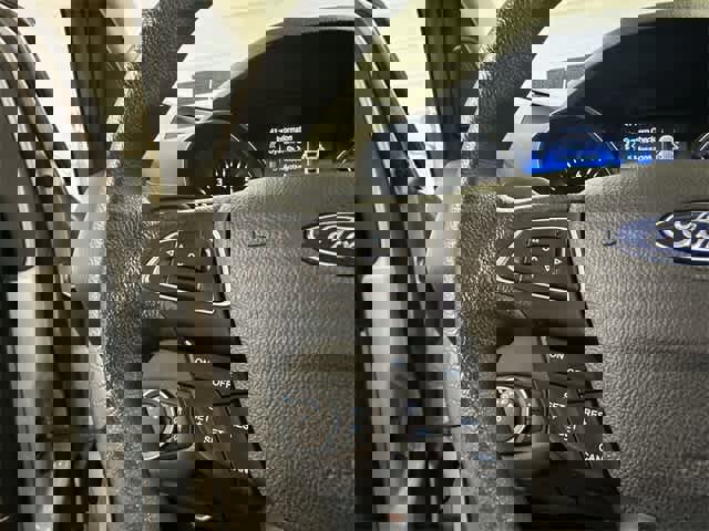 Certified 2018 Ford Escape SE image 12