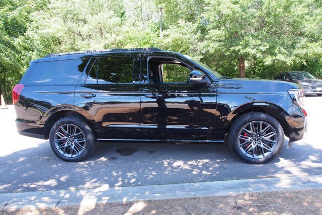 Certified 2025 Ford Expedition Platinum w/ Stealth Performance Package AWD/4WD image 8