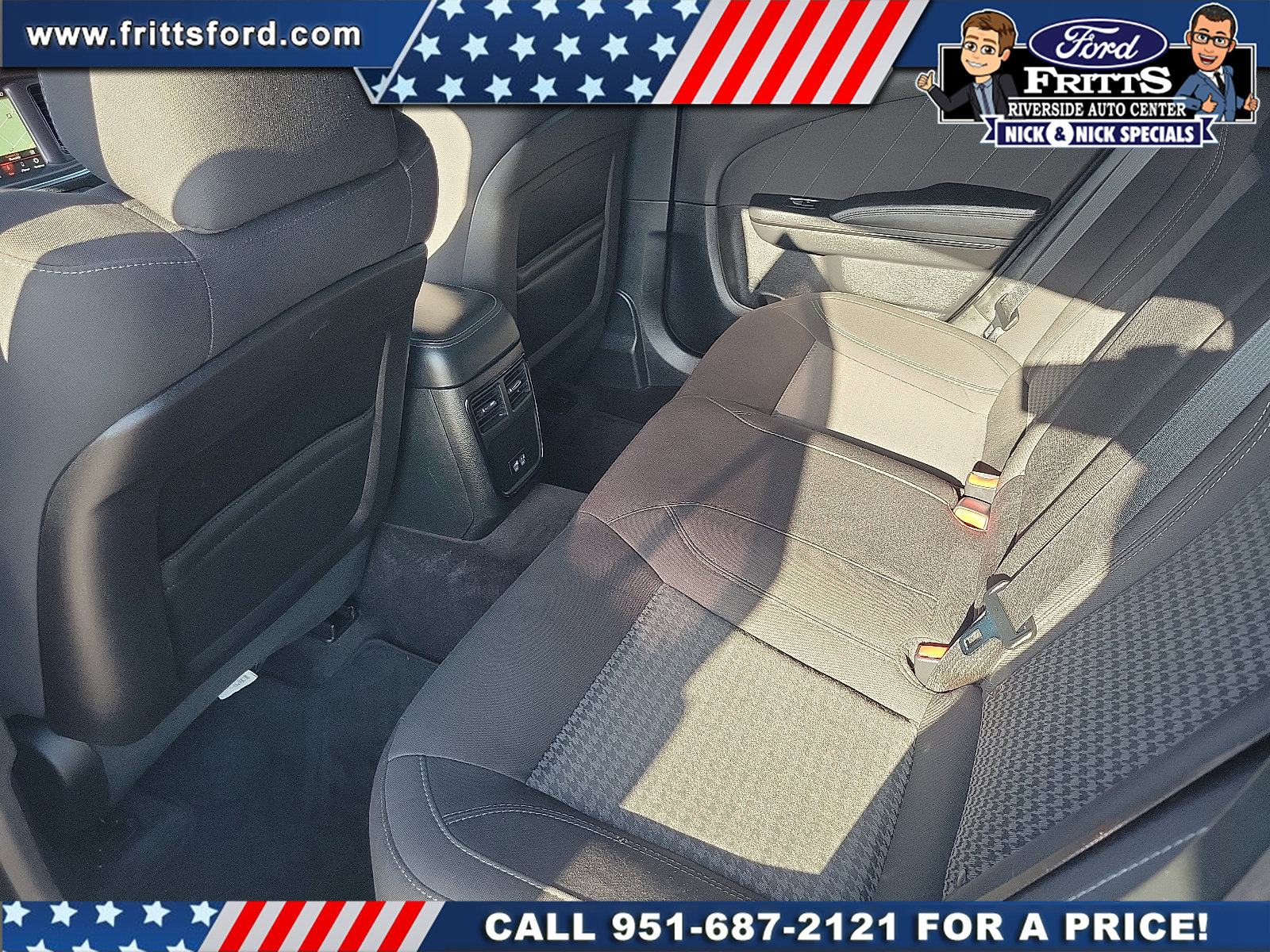 Used 2018 Dodge Charger SXT Plus w/ Blacktop Package RWD image 14