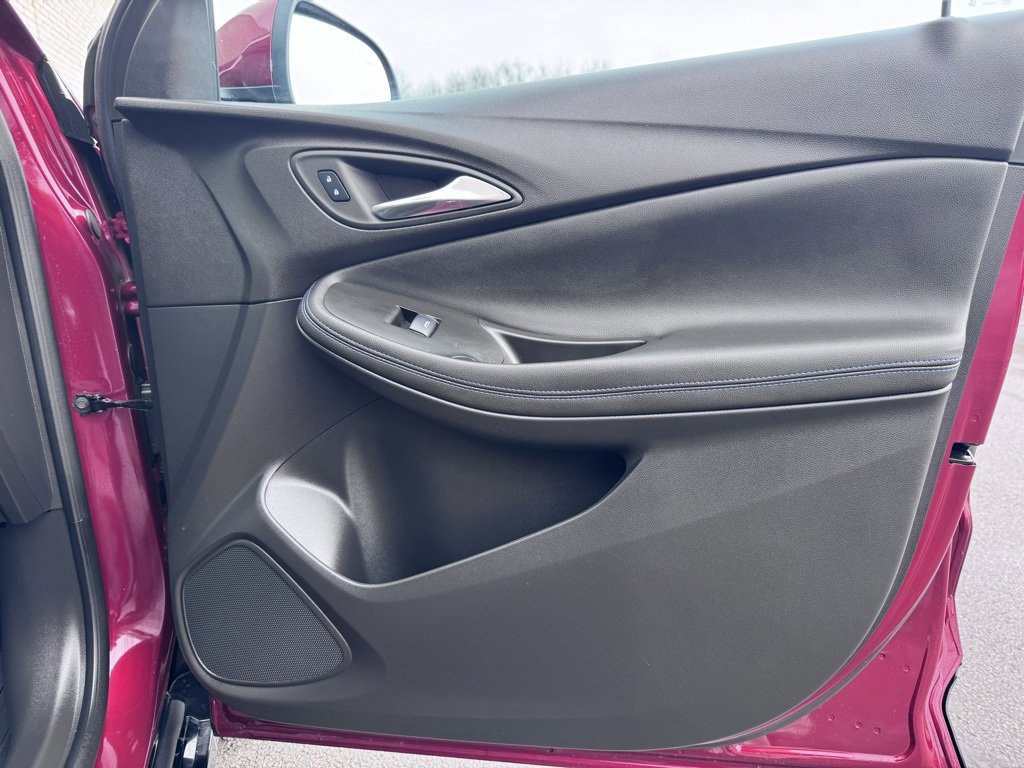 Used 2025 Buick Encore GX Sport Touring image 24