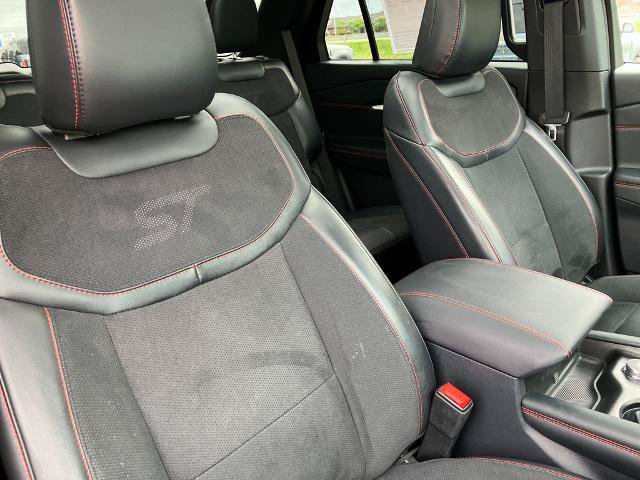 Certified 2025 Ford Explorer ST w/ Sun And Sound Package AWD/4WD image 24