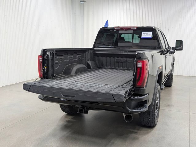 Used 2025 GMC Sierra 2500 Denali w/ Denali Reserve Package AWD/4WD image 24