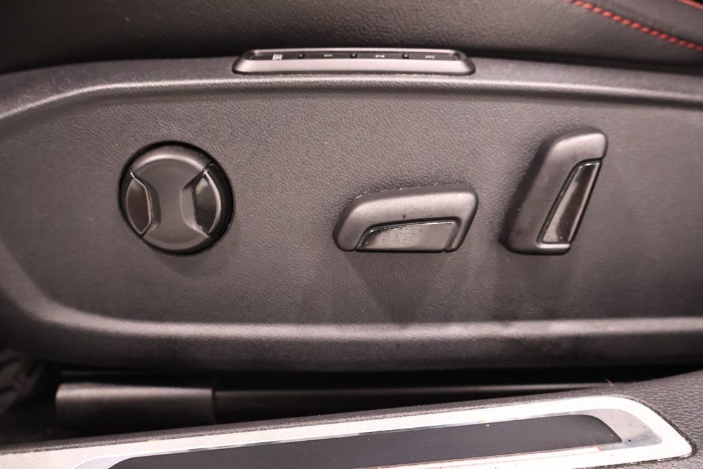 Used 2021 Volkswagen Jetta GLI FWD image 12