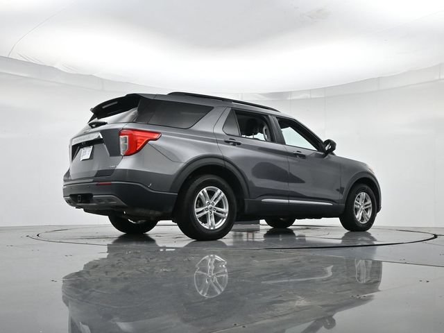 Certified 2021 Ford Explorer XLT w/ Equipment Group 202A AWD/4WD image 34
