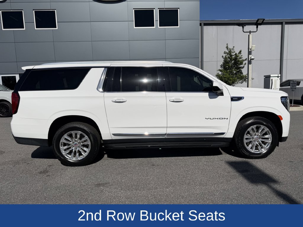 Used 2023 GMC Yukon XL SLT AWD/4WD image 3