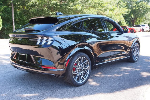 Certified 2025 Ford Mustang Mach-E GT AWD/4WD image 7