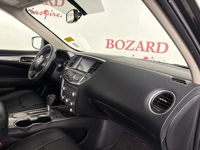 Used 2020 Nissan Pathfinder SL FWD image 17