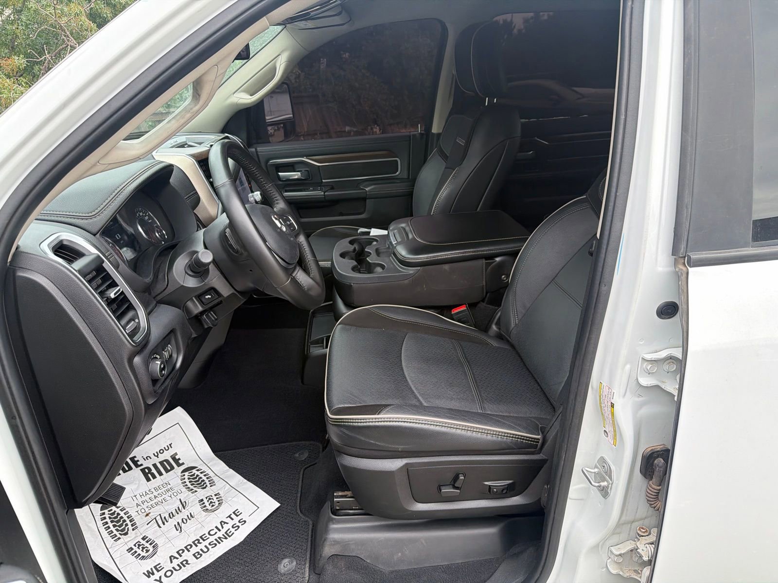 Used 2024 RAM 2500 Laramie image 10