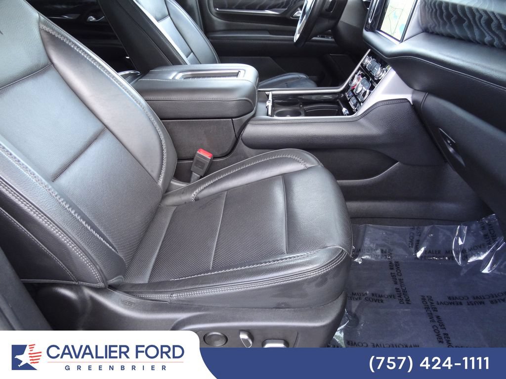 Used 2022 GMC Yukon XL Denali AWD/4WD image 18
