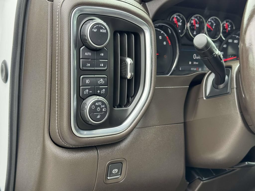 Used 2021 Chevrolet Silverado 1500 LTZ w/ Z71 Off-Road Package AWD/4WD image 11