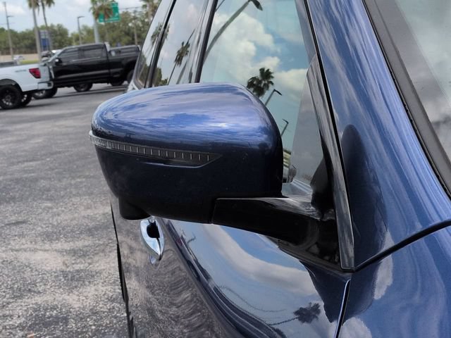 Used 2020 Nissan Pathfinder SL w/ Cargo Package FWD image 12