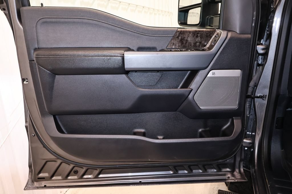 Certified 2023 Ford F250 Lariat w/ Tremor Off-Road Package AWD/4WD image 11