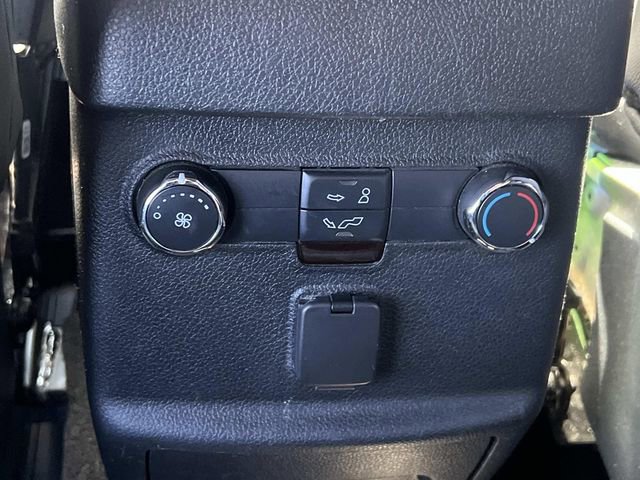 Certified 2018 Ford Explorer XLT w/ Equipment Group 202A image 15