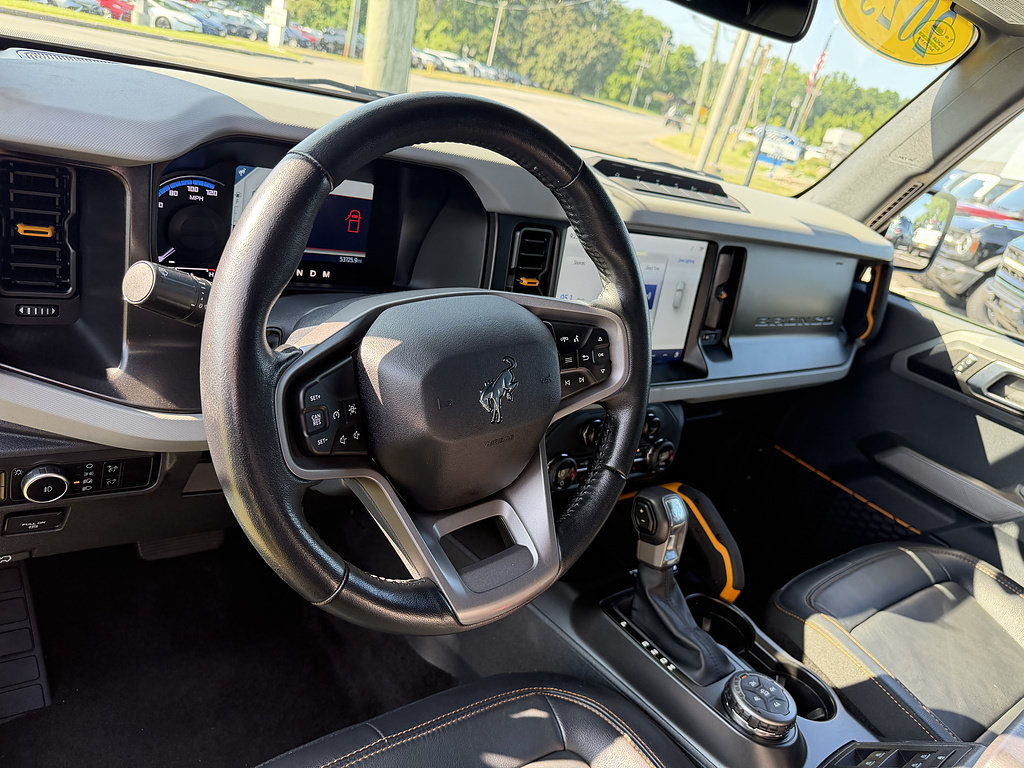 Certified 2023 Ford Bronco Badlands w/ Sasquatch Package AWD/4WD image 15