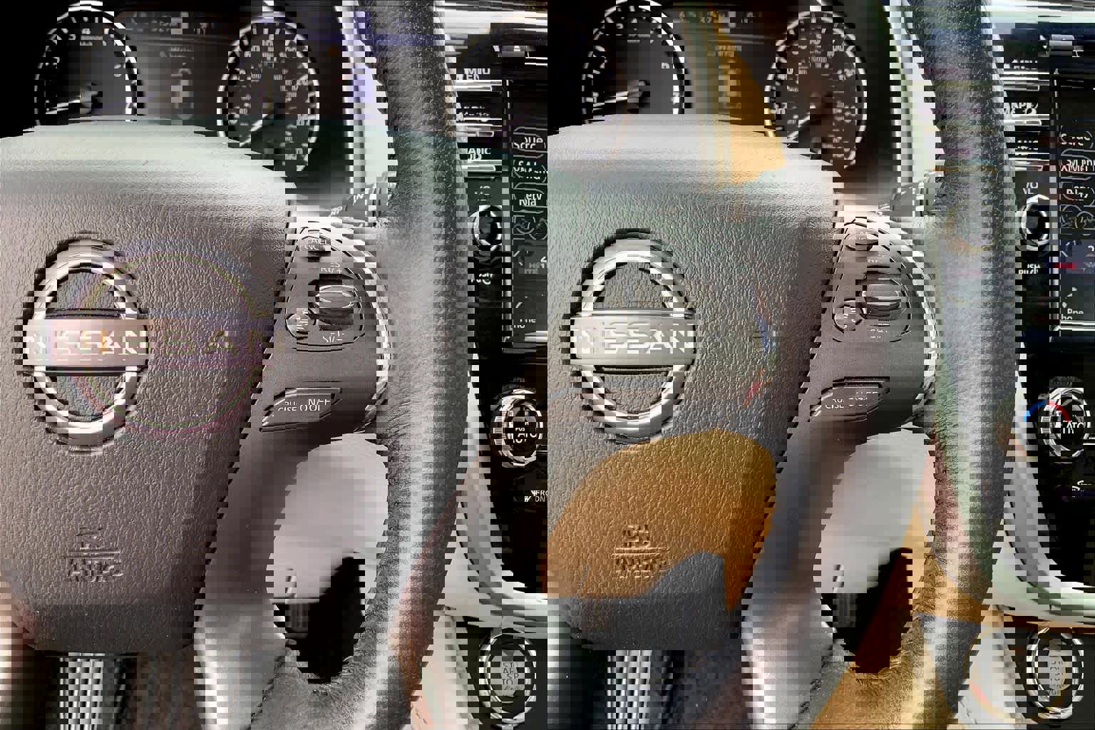 Used 2023 Nissan Murano SL w/ SL Moonroof Package image 25