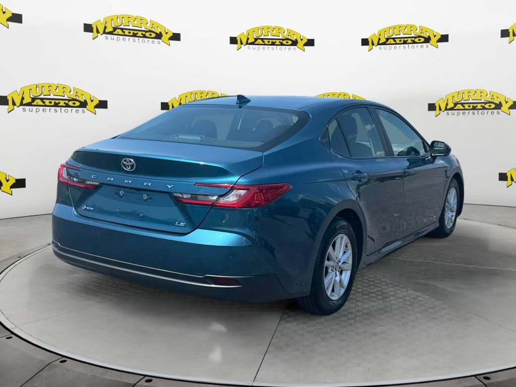 Used 2025 Toyota Camry LE FWD image 5