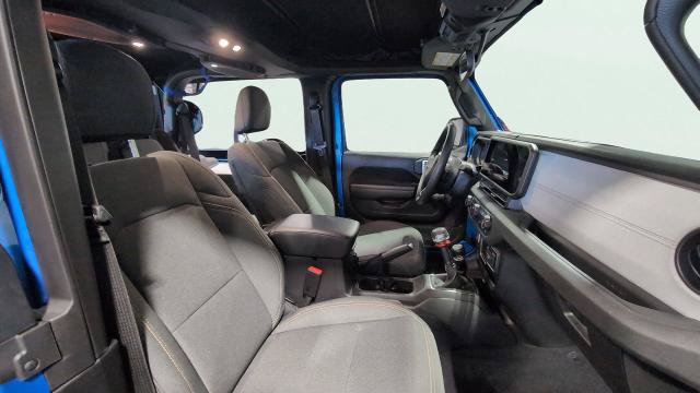 Used 2024 Jeep Wrangler Sport AWD/4WD image 16