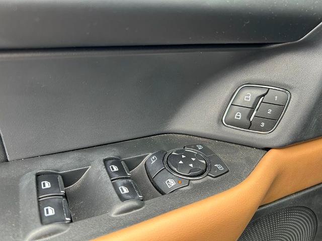 Certified 2024 Ford Expedition Max Platinum AWD/4WD image 16