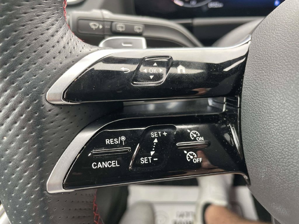 Used 2025 Mercedes-Benz GLA 250 image 26
