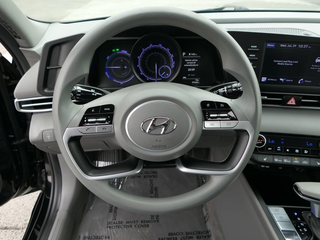 Used 2023 Hyundai Elantra Blue FWD image 19