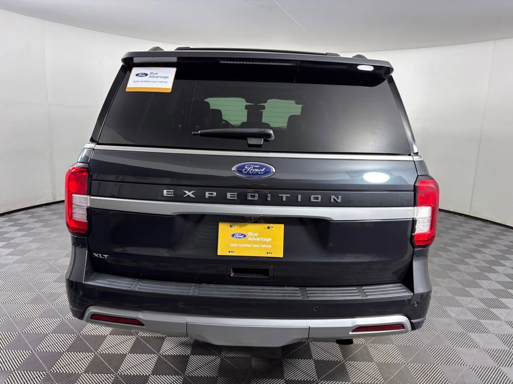 Certified 2024 Ford Expedition XLT image 4